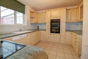 Photo 7- click for photo gallery